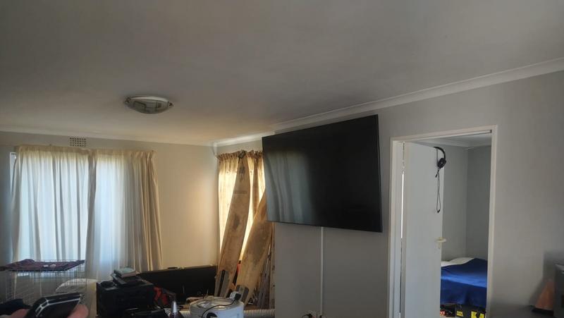 To Let 1 Bedroom Property for Rent in Harbour Island Western Cape